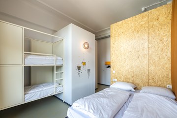 Hostel de Basis - Luttekestraat 35