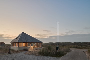 Huis is de duinen