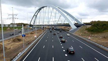 De Zandhazenbrug, spoorbrug, Muiderberg