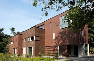 30 woningen, Son en Breugel
