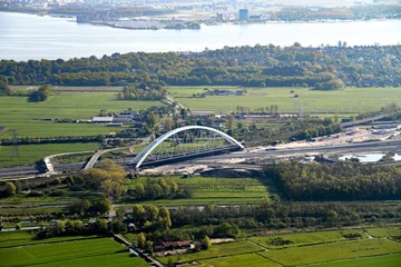 De Zandhazenbrug, spoorbrug, Muiderberg